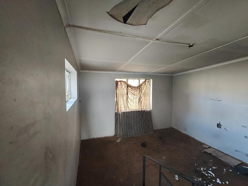 4 Bedroom Property for Sale in Mthata Eastern Cape
